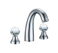 Смеситель для раковины Boheme Brillante Presente на 3 отверстия хром 357