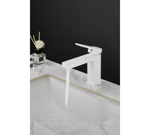 Смеситель для раковины Haiba HB10732-8 белый HB10732-8