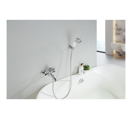 Смеситель для ванны Aquanet Классик с душевым набором AQ1549CR