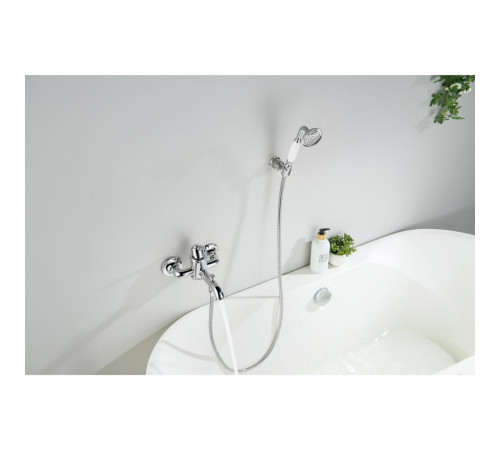 Смеситель для ванны Aquanet Классик с душевым набором AQ1549CR