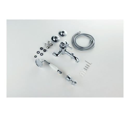 Смеситель для ванны Aquanet Классик с душевым набором AQ1549CR