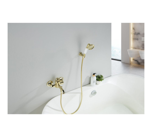 Смеситель для ванны Aquanet Классик с душевым набором полированное золото AQ1549PG