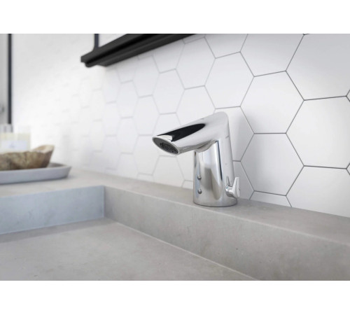 Смеситель для раковины электронный Oras Optima Bluetooth 1714FZ