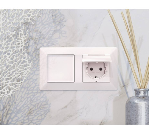 Рамка на 2 поста Ambrella Volt Line AF110202