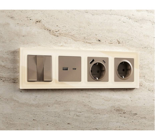 Рамка на 3 поста Ambrella Volt Platos Стекло натуральное AF380303