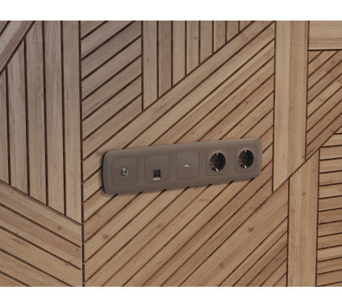 Розетка Ethernet RJ-45 и со шторками, без рамки Ambrella Volt OMEGA MO642005