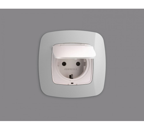Накладка для розетки влагозащищенной с заземлением и со шторками с крышкой Ambrella Volt Quant OP2080