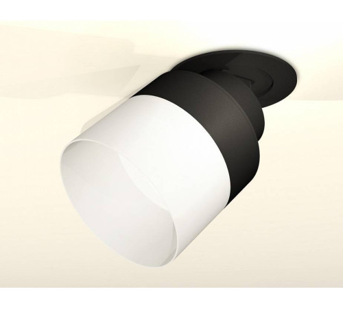 Встраиваемый светильник на штанге Ambrella Light XM XM8102521