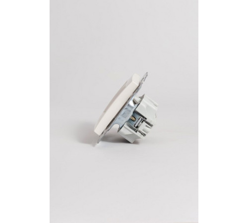 ТВ-розетка проходная без рамки Elbi Eleсtriс Zena Vega 609-010200-272