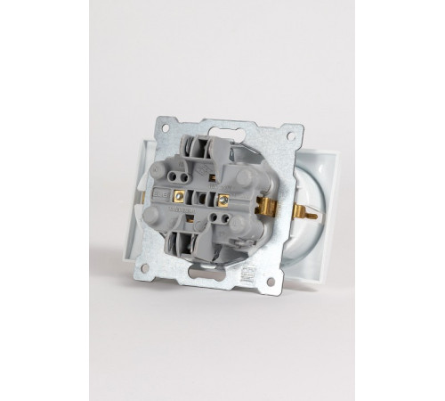 Розетка двойная с заземлением, без рамки Elbi Eleсtriс Zena Vega 609-015600-907