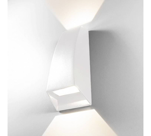 Накладной светильник Elektrostandard Forw a057011