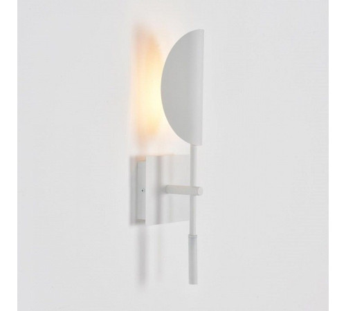 Накладной светильник Lumion MODERNI 8398/1W