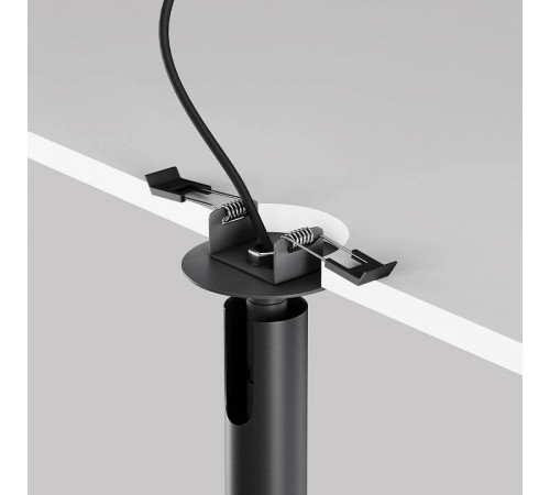 Встраиваемый светильник на штанге Maytoni Focus T 6 Вт 3000K C141RS-L300-6W3K-B