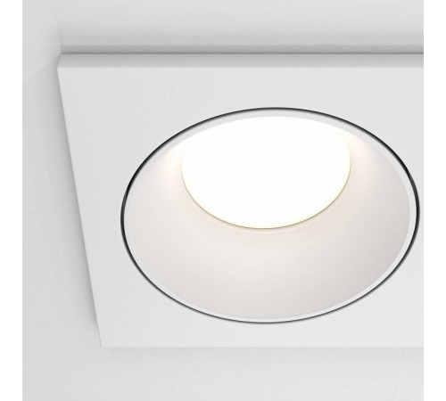 Встраиваемый светильник Maytoni Zoom DL033-2-02W