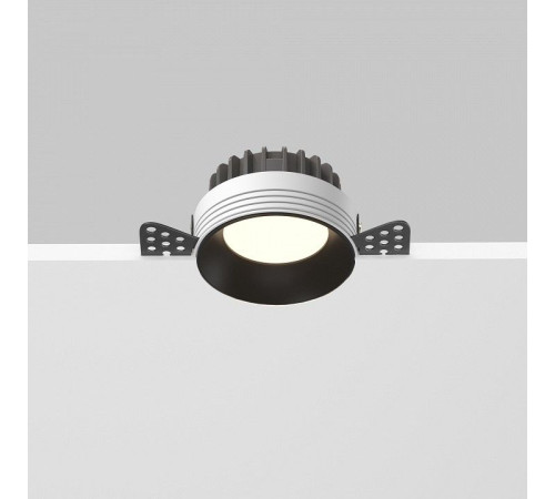Встраиваемый светильник Maytoni Technical Okno DL055-8W3-4-6K-TRS-B