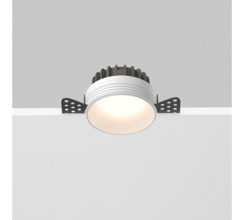 Встраиваемый светильник Maytoni Technical Okno DL055-8W3-4-6K-TRS-W