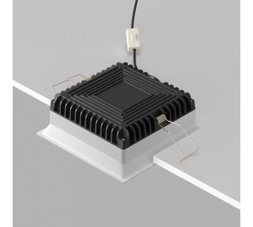 Встраиваемый светильник Maytoni Okno DL056-18W3-4-6K-W