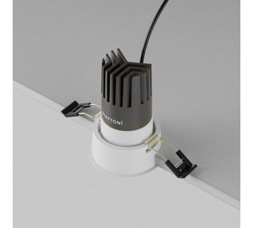 Встраиваемый светильник Maytoni DL116-10W-3K-W
