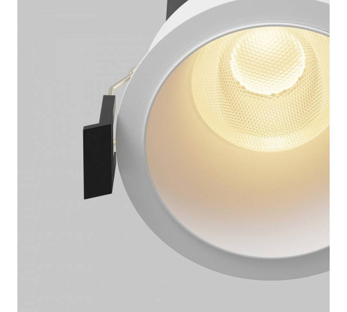 Встраиваемый светильник Maytoni Dip DL118-15W-2.7K-W