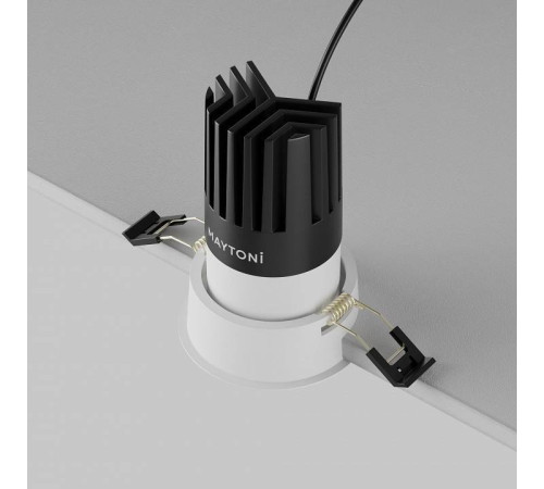 Встраиваемый светильник Maytoni Dip DL118-15W-2.7K-W