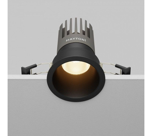Встраиваемый светильник Maytoni DL118-15W-3K-B