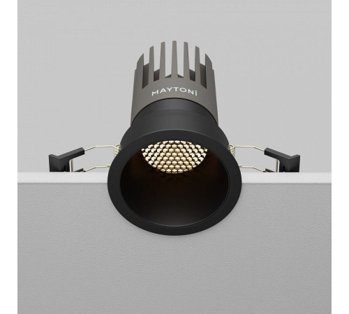 Встраиваемый светильник Maytoni DL118-15W-3K-B