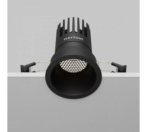 Встраиваемый светильник Maytoni Dip DL118-15W-4K-B