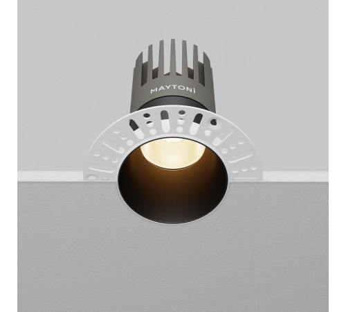 Встраиваемый светильник Maytoni DL122-15W-3K-TRS-B