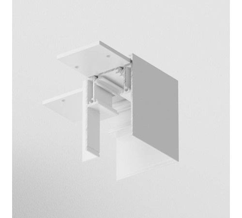 Соединитель угловой внешний для треков накладных Maytoni Accessories for tracks TRA004CL-21W