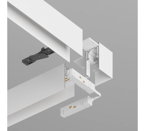 Соединитель угловой внешний для треков накладных Maytoni Accessories for tracks TRA004CL-21W