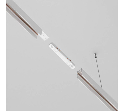 Соединитель линейный для треков Maytoni Accessories for Exility TRA034PC-42W