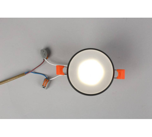 Встраиваемый светильник Omnilux Genova OML-102819-01