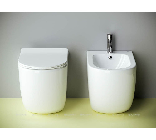 Унитаз приставной Ceramica Nova Metropol с сиденьем Soft Close CN4004