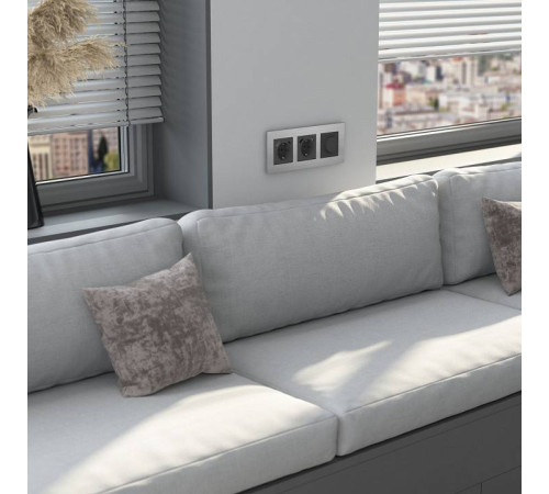 Рамка на 3 поста Werkel AluMax алюминий a066326