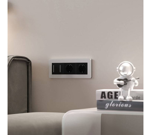 Рамка на 3 поста Werkel Split белый/черный, soft-touch W0033068