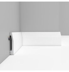 Плинтус напольный DECOMASTER из дюрополимера 70х15х2000 мм D125 ДМ