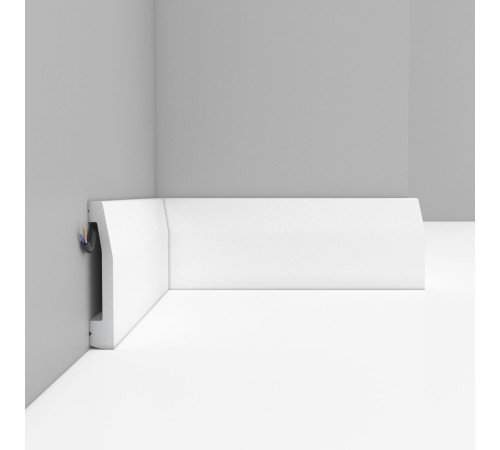 Плинтус напольный DECOMASTER из дюрополимера 70х15х2000 мм D125 ДМ