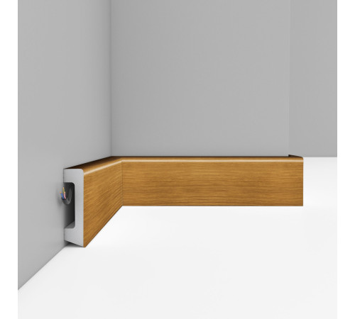 Плинтус напольный DECOMASTER D234-73 DM 58х16х2400 мм D234-73 DM