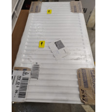 Радиатор стальной панельный Brugman Profil-V FEV 22 500x900 мм нижнее подключение FEV220500901UBY/002 RAL 9016