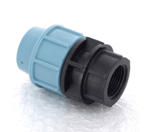 Муфта обжимная Unidelta для труб ПНД с внутренней резьбой 32х1 1004032004