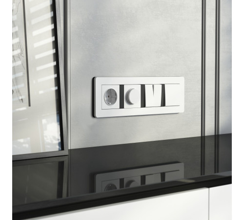 Рамка из поликарбоната на 4 поста Split белый/черный, soft-touch W0043068