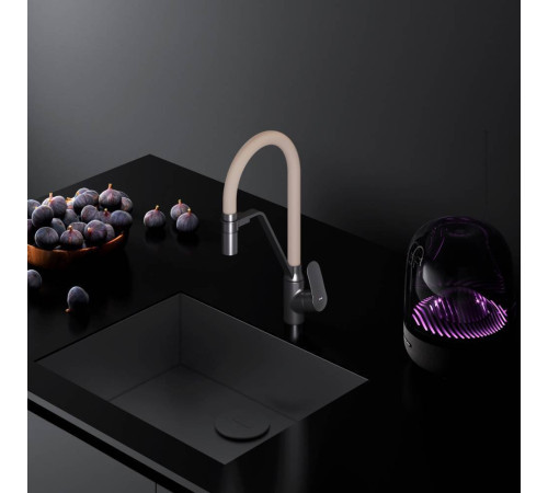 Смеситель для кухни AM.PM Like с каналом для питьевой воды и гибким бежевым изливом F8007826