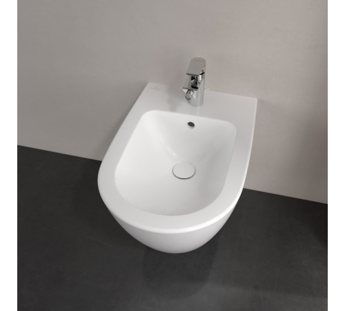 Биде подвесное Villeroy & Boch Subway 2.0 37х56.5х28 см CeramicPlus альпийский белый 540000R1