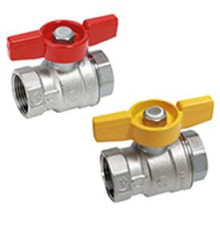 Кран шаровой Giacomini R851 3/4 ВВ ручка-бабочка R851X024