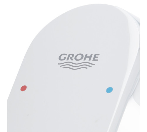 Смеситель для раковины GROHE Eurosmart Cosmopolitan M-Size с цепочкой хром 23326000