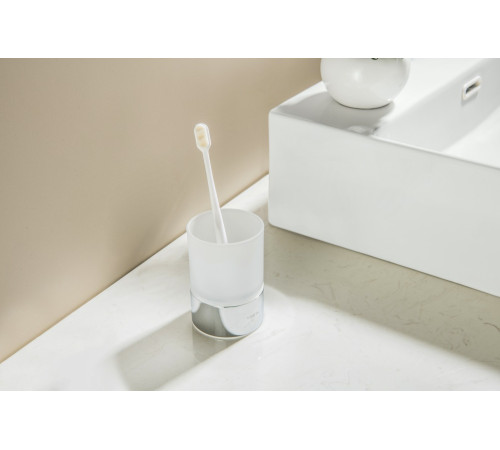 Стакан настольный Aquatek Лира хром AQ4428CR