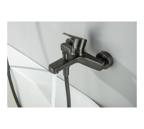 Смеситель для ванны Aquanet Лугано с душевым гарнитуром 3jet оружейная сталь AQ1748BGM