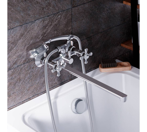 Смеситель для ванны и душа Damixa Tradition с длинным изливом 239500000