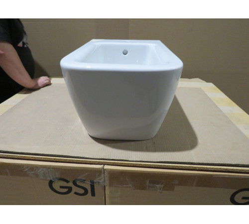 Биде подвесное GSI Nubes 550x350 мм с отверстием под смеситель без крепежа 9665111