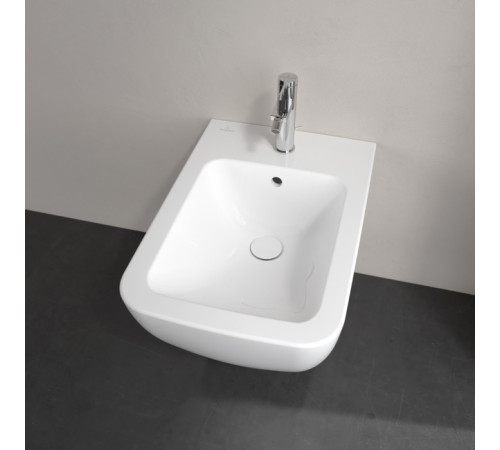 Биде подвесное Villeroy & Boch Subway 2.0 37.5х56х28.5 см CeramicPlus альпийский белый 441100R1